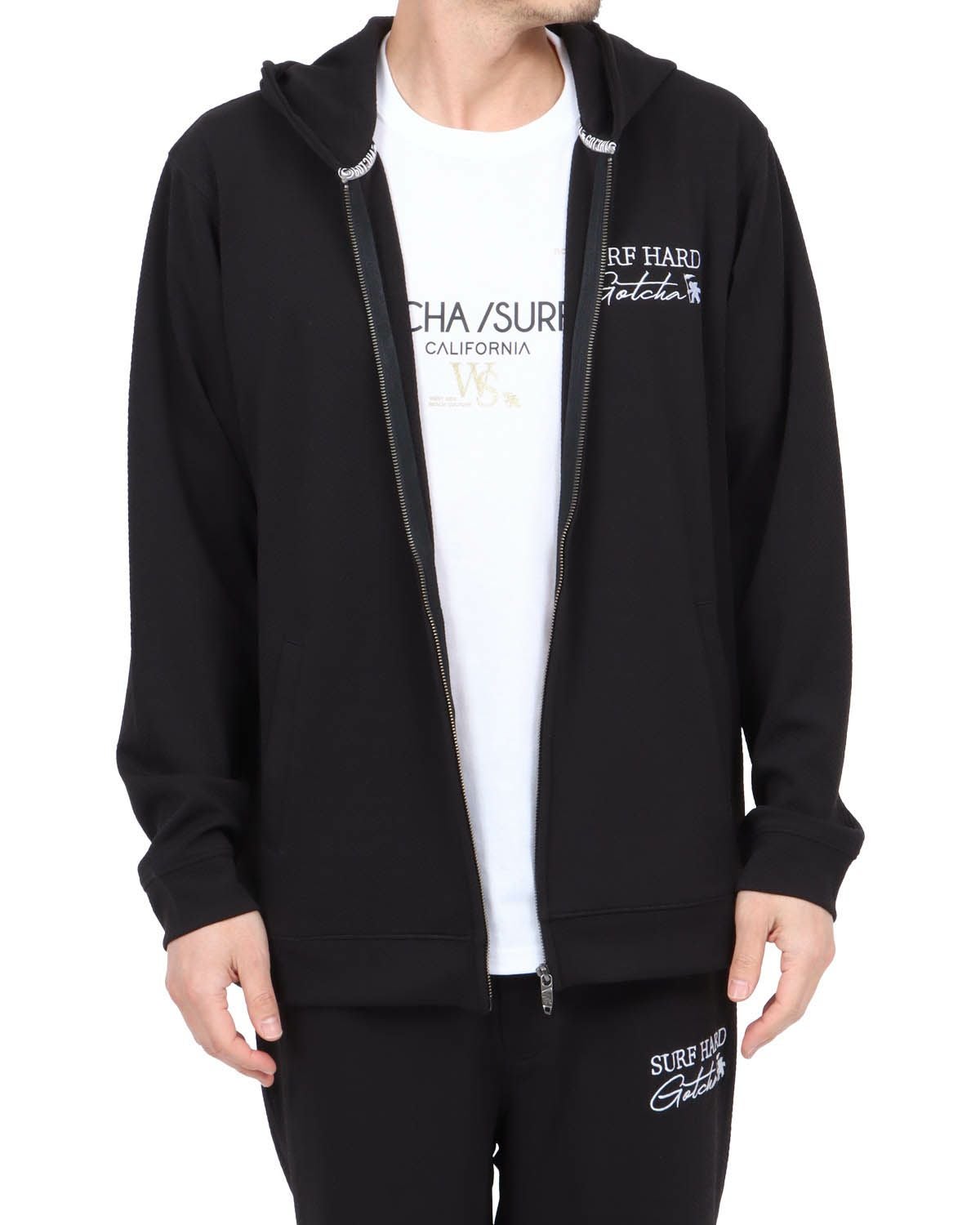 ブラック：180cm67kg(Lサイズ着用)