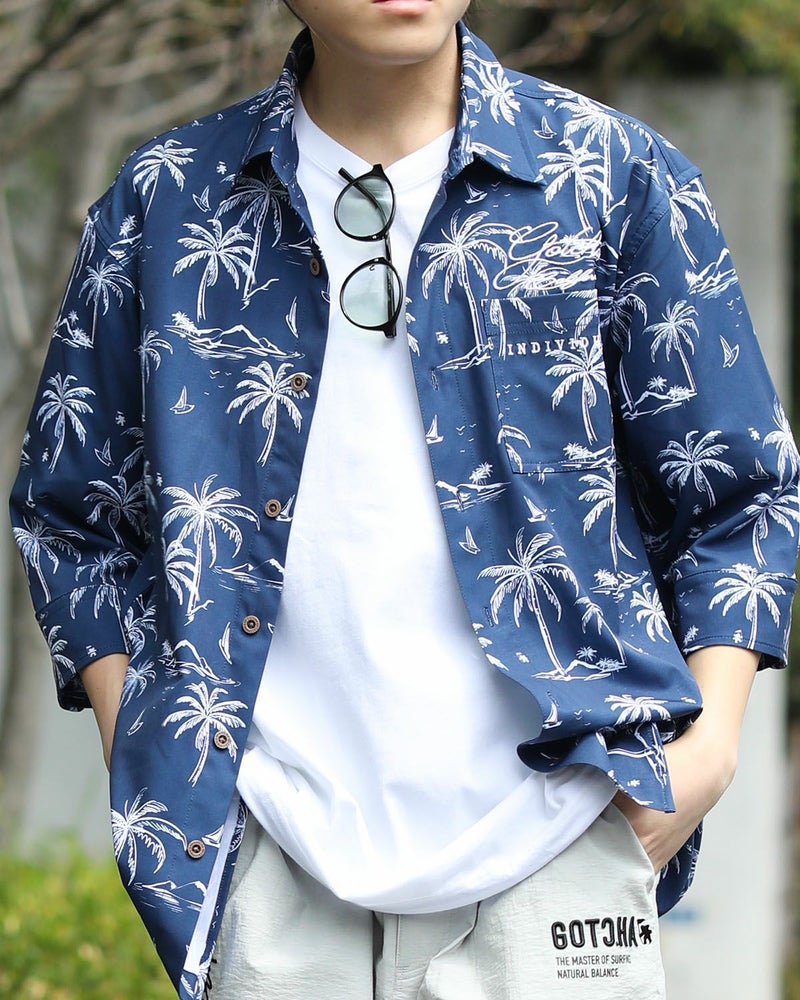 ネイビー：168cm55kg(Lサイズ着用)