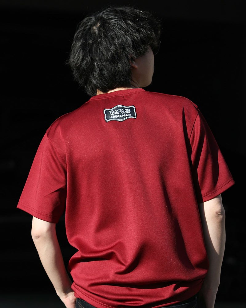 ダークレッド:173cm/63kg(Lサイズ着用)