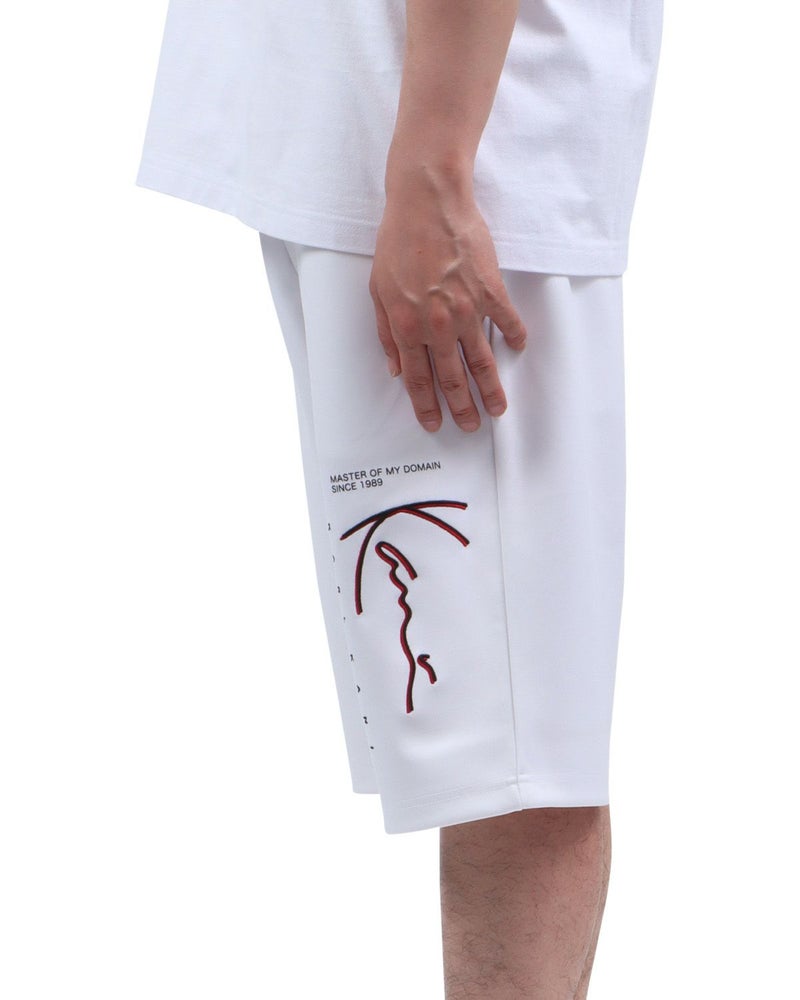 ホワイト：174cm62kg(Lサイズ着用)