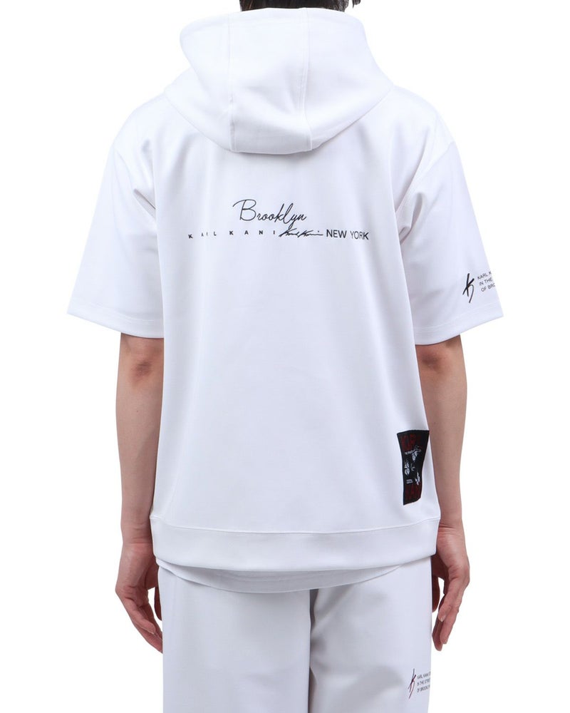 ホワイト：174cm62kg(Lサイズ着用)