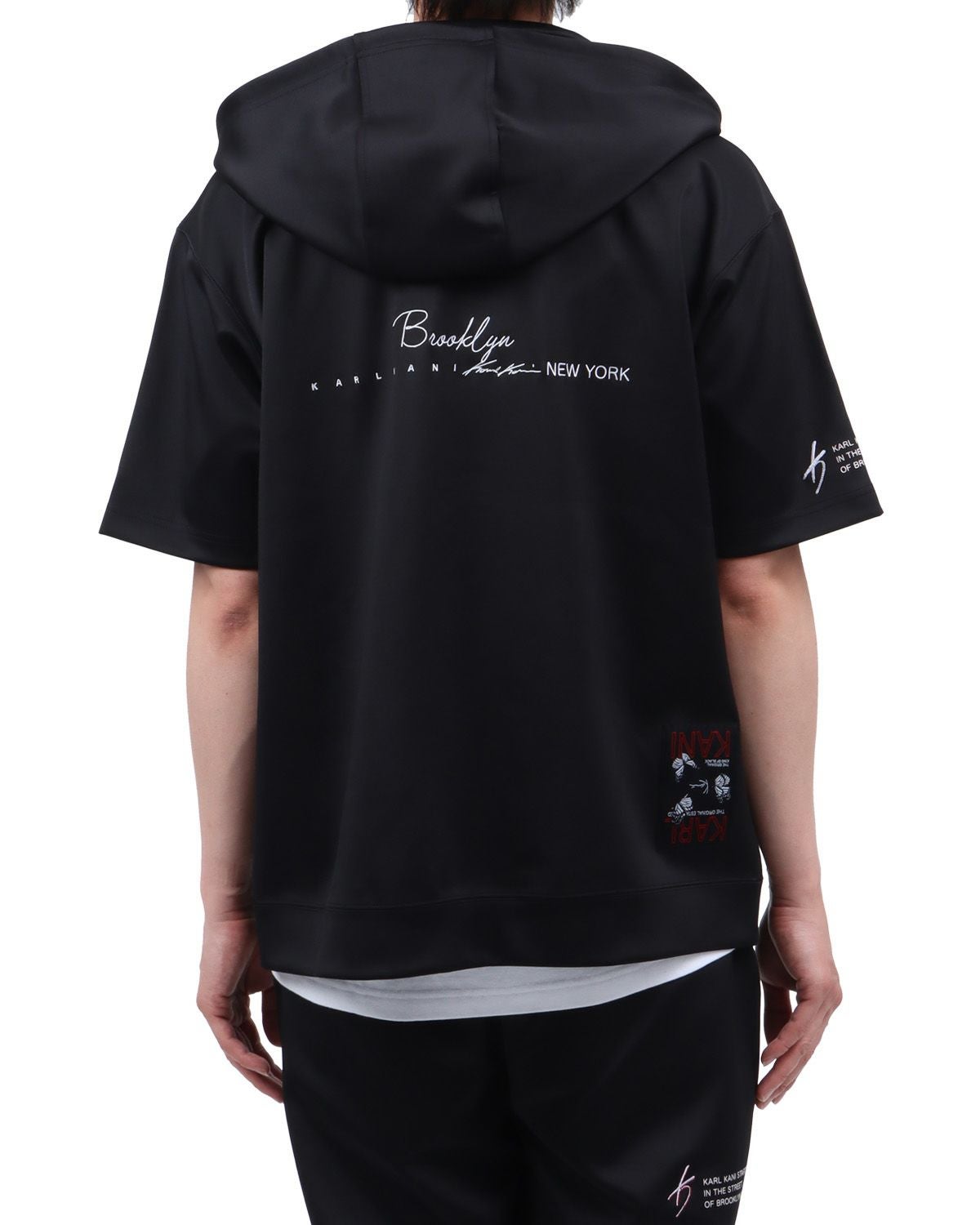 ブラック：174cm62kg(Lサイズ着用)