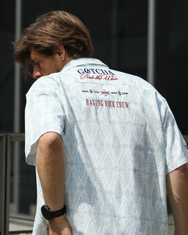 ホワイト：183cm70kg(Lサイズ着用) 