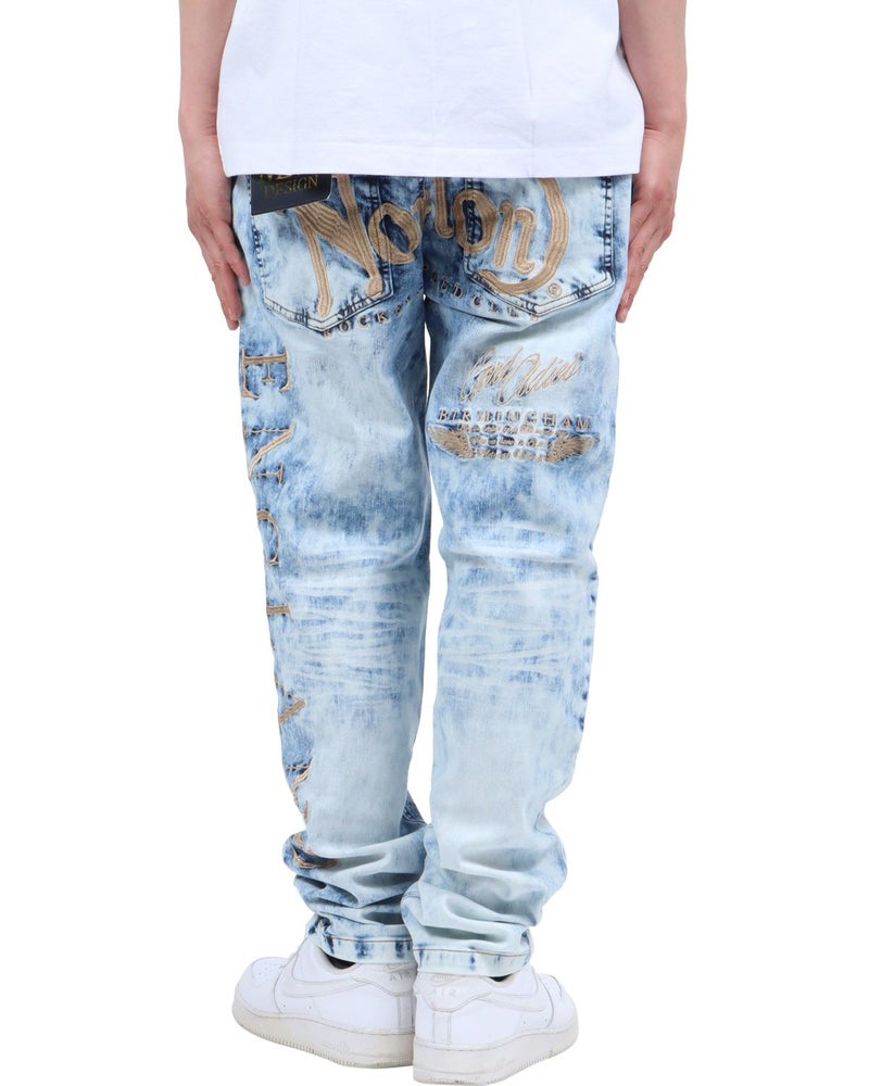 ブリーチ：174cm62kg(Lサイズ着用)