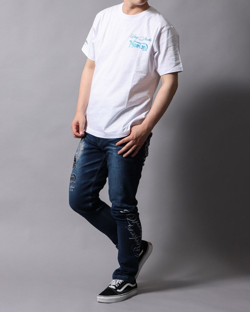 ホワイト：178cm/75kg(Lサイズ着用)