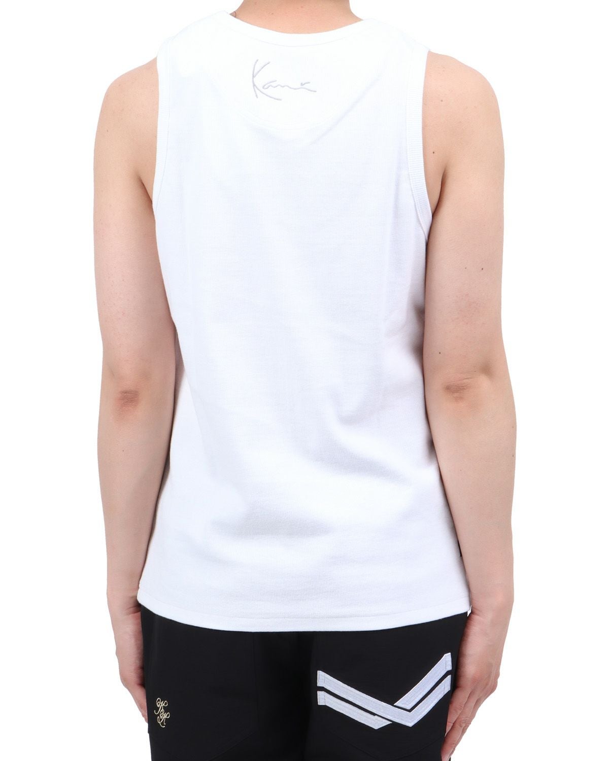 ホワイト：174cm62kg(Lサイズ着用)