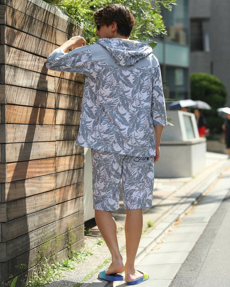 ホワイト：180cm70kg(Lサイズ着用)