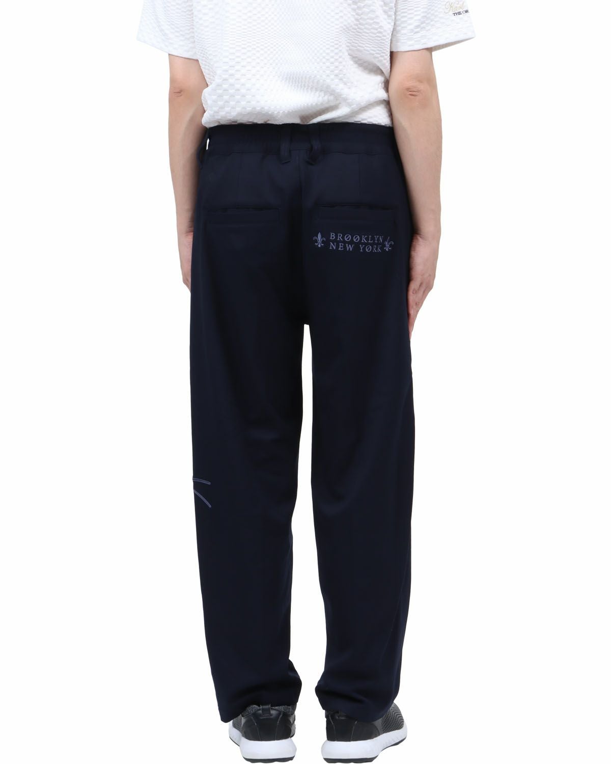 ネイビー：173cm60kg(32inc着用)