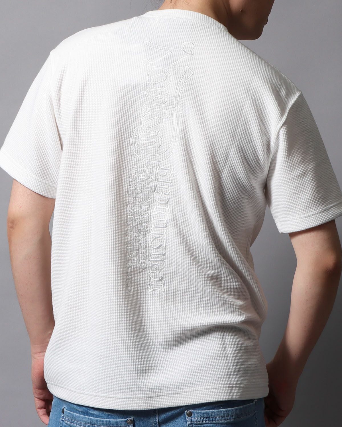 オフホワイト：178cm/75kg(Lサイズ着用)