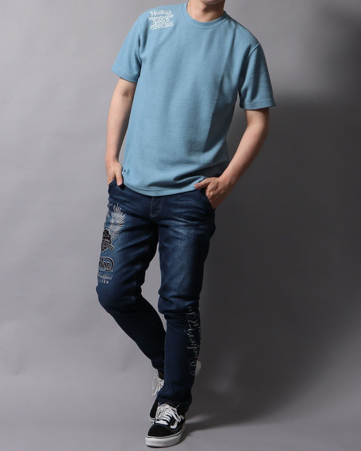 ブルー：178cm/75kg(Lサイズ着用)