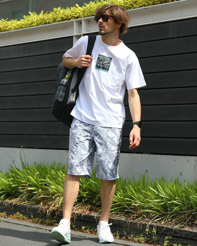 ホワイト183cm/70kg(Lサイズ着用)