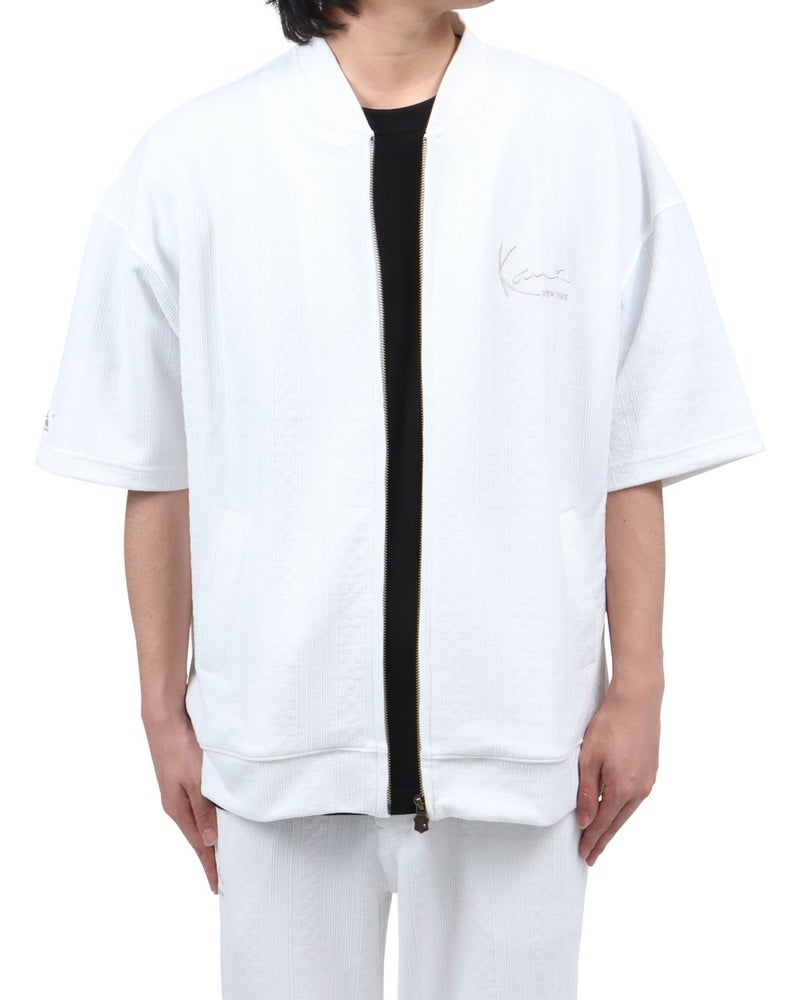 ホワイト：173cm60kg(Lサイズ着用