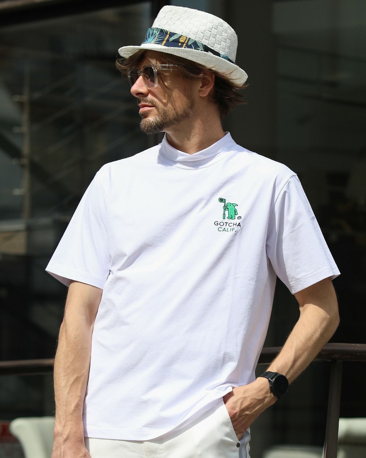 ホワイト：183cm/70kg(Lサイズ着用)