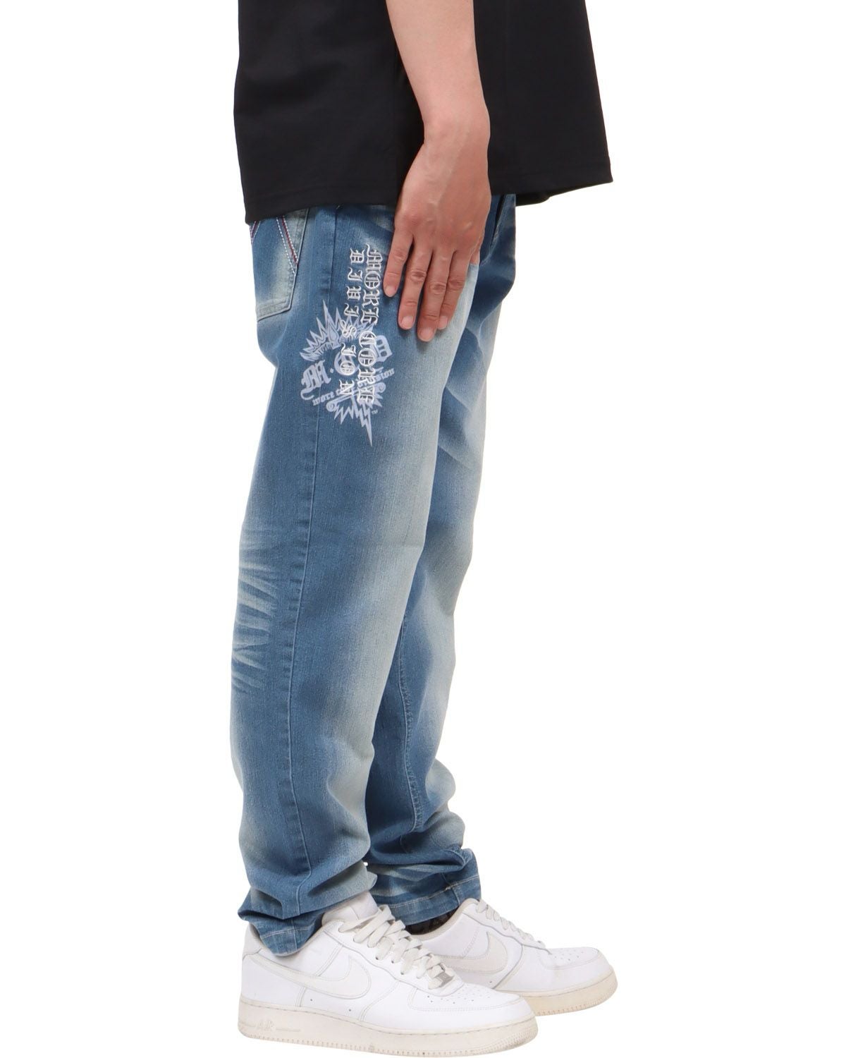 インディゴ：174cm62kg(Mサイズ着用)