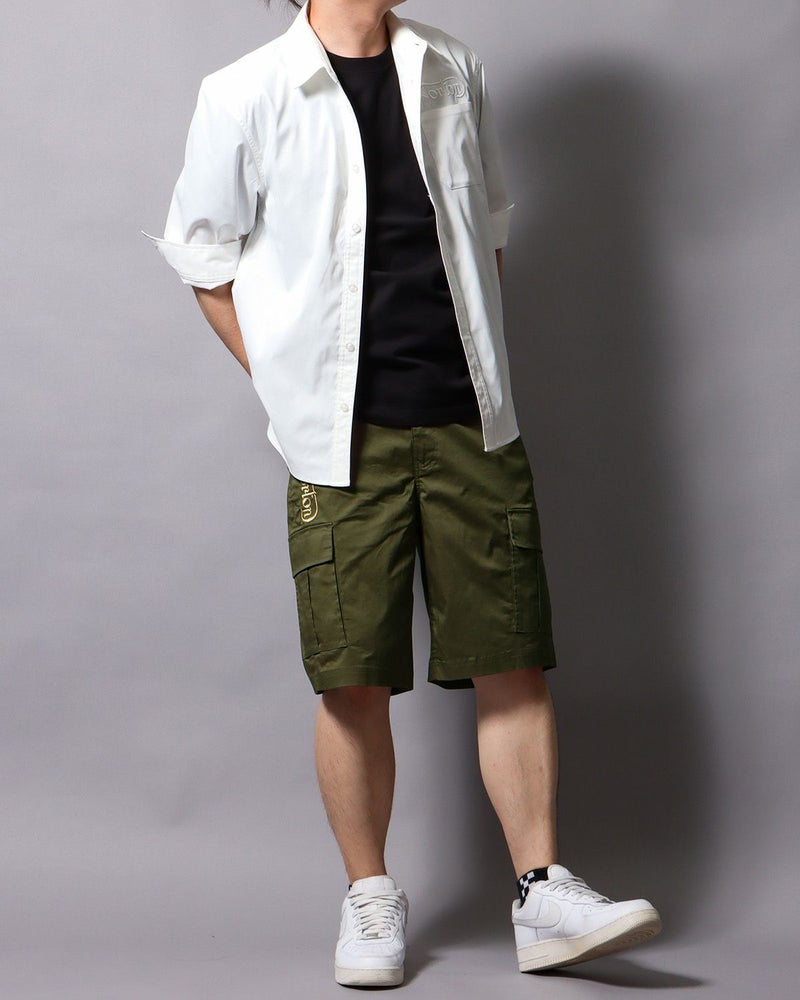 カーキ：178cm/75kg(Lサイズ着用)