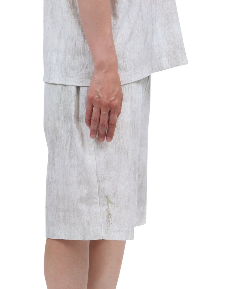 オフホワイト：174cm62kg(34inc着用)