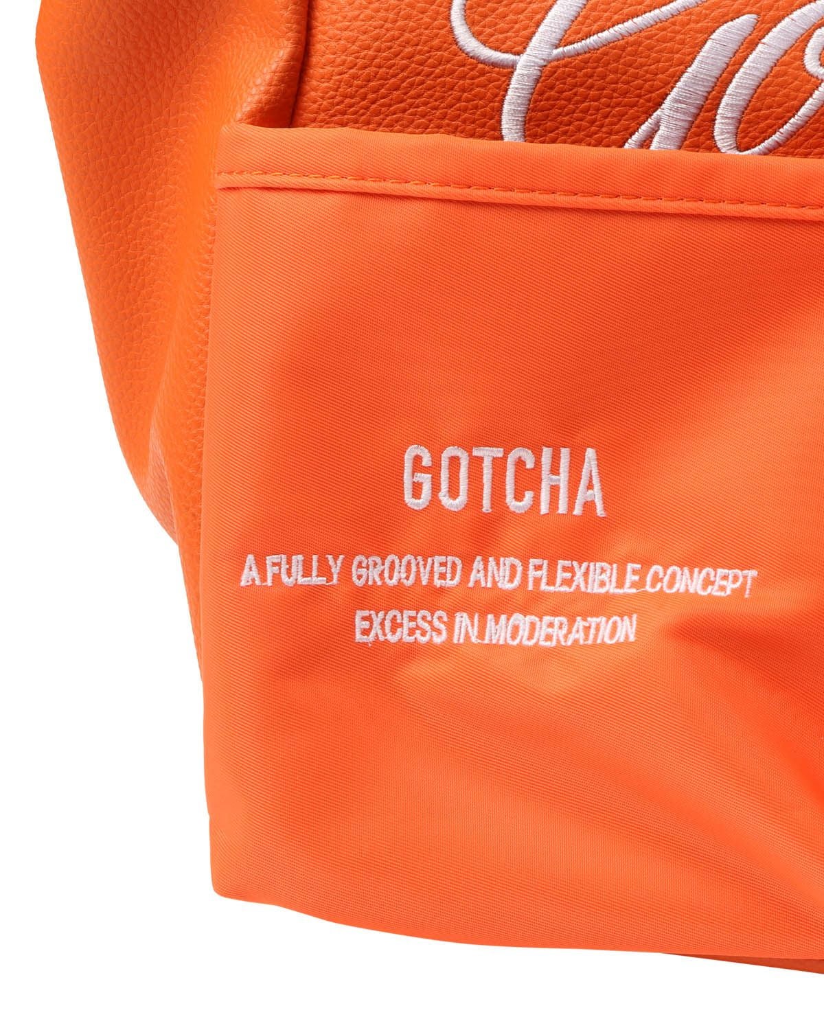 GOTCHA GOLF] 撥水 PU 切替 ラウンドポーチ | PEET ONLINE STORE
