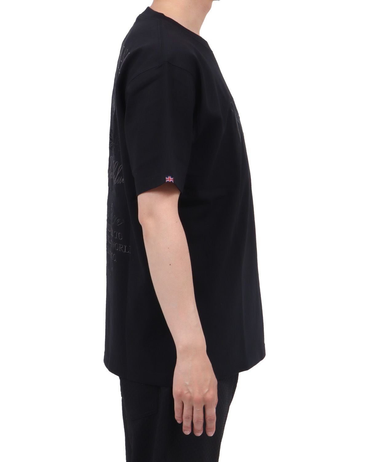 ブラック：174cm62kg(Lサイズ着用)