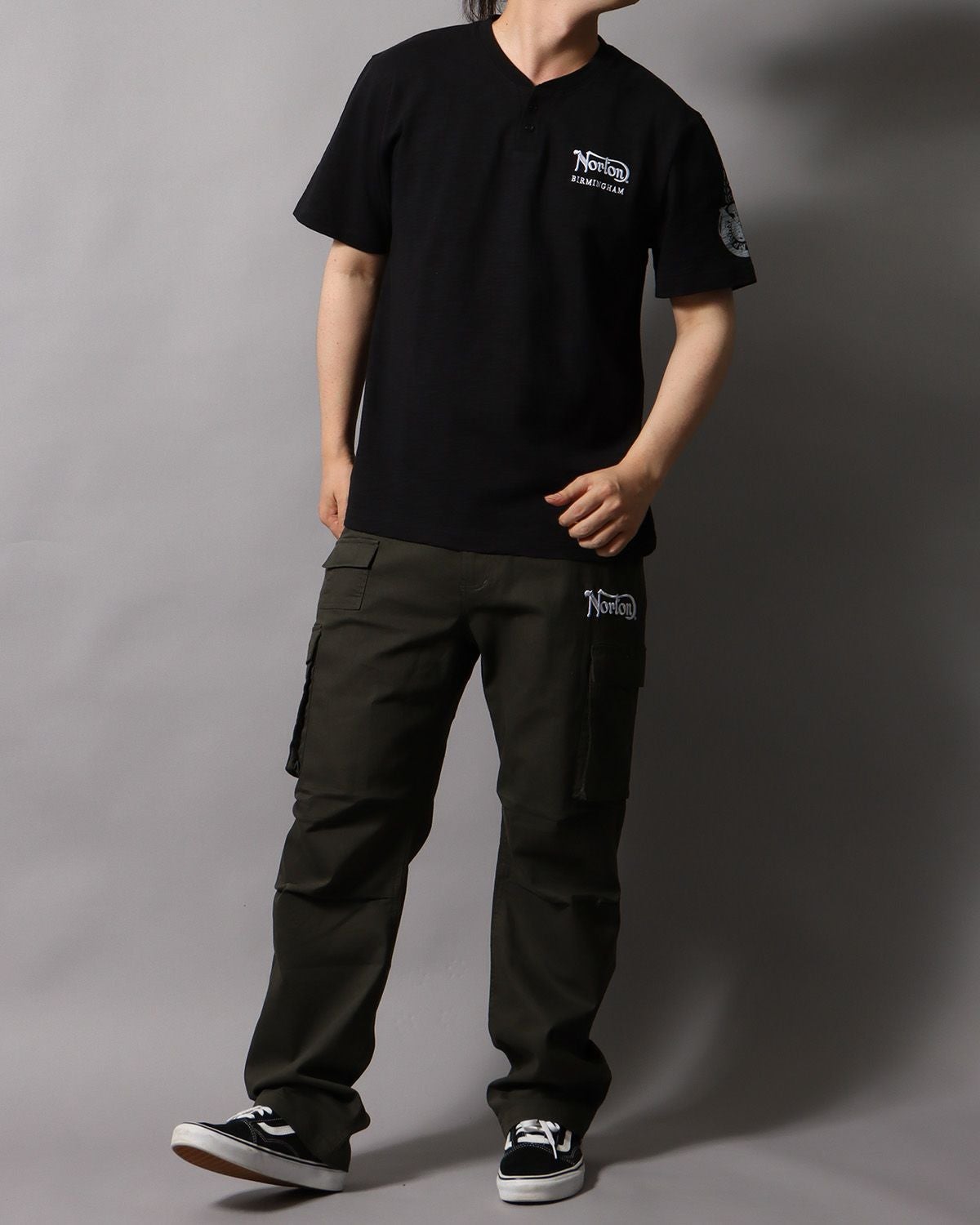 ブラック：178cm/75kg(Lサイズ着用)