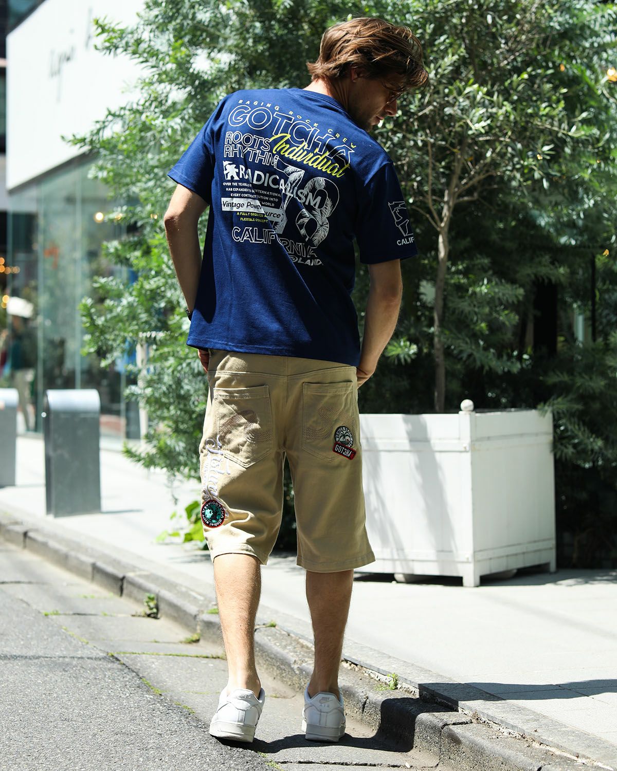 ネイビー：183cm/70kg(Lサイズ着用)