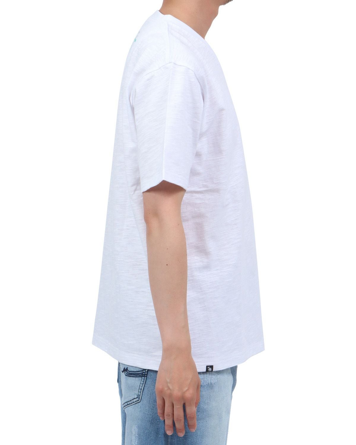 ホワイト：174cm62kg(Lサイズ着用)