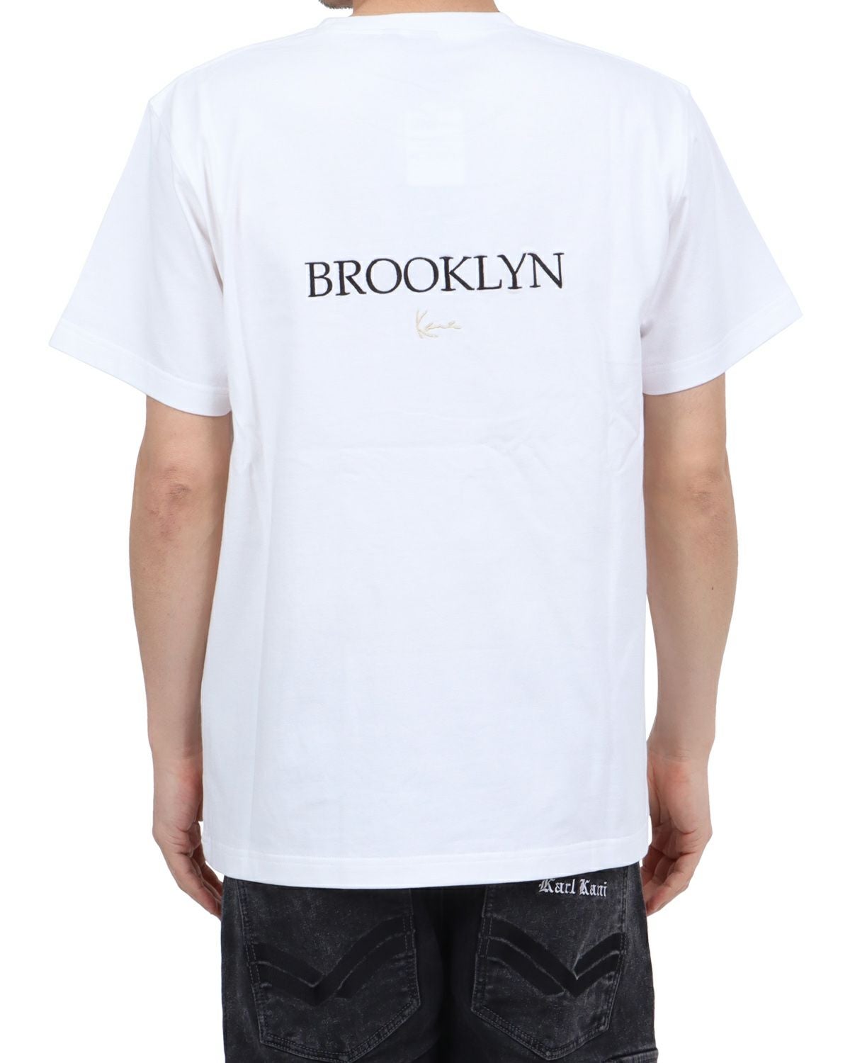 ホワイト：180cm67kg(Lサイズ着用)