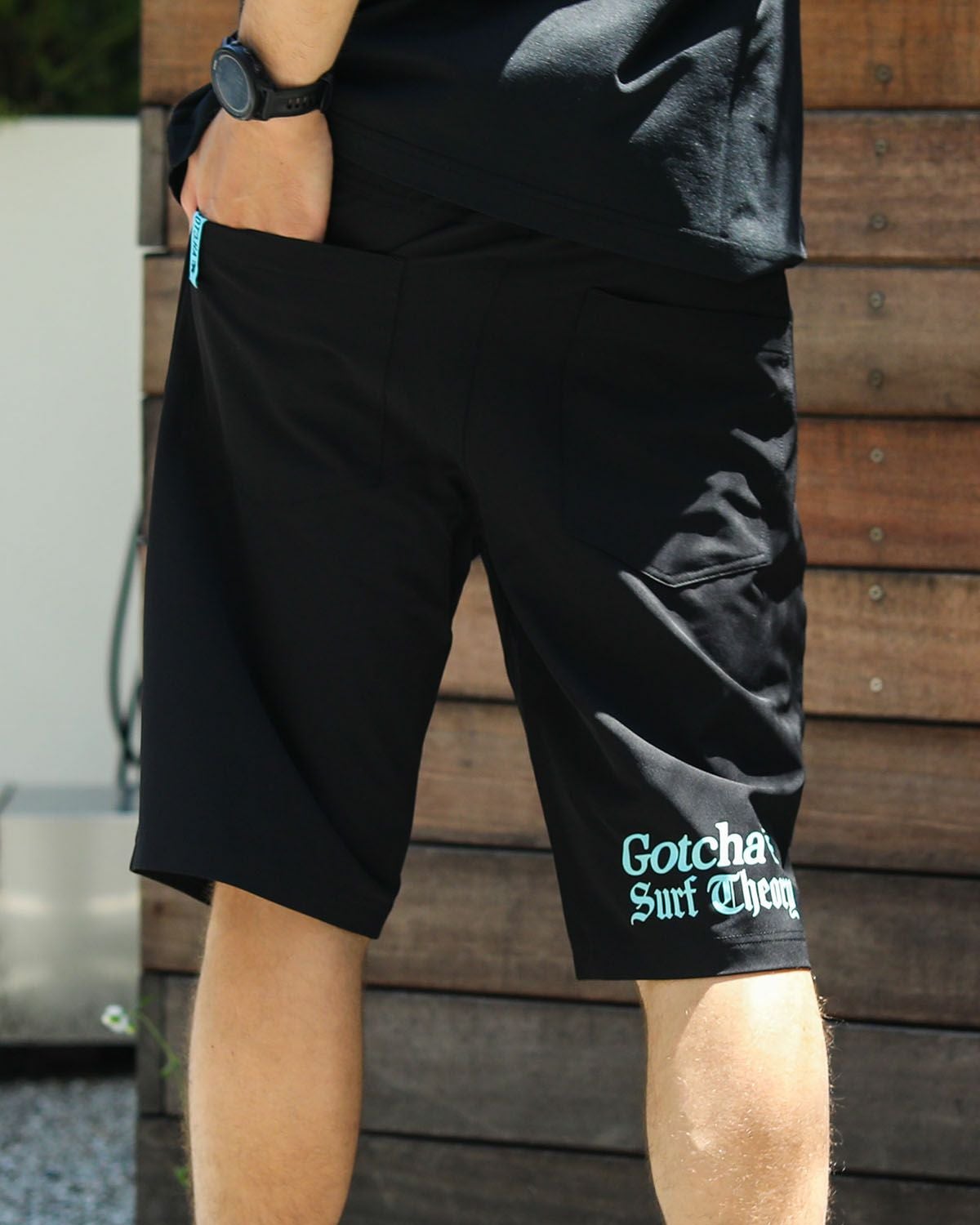 ブラック：183cm/70kg(Lサイズ着用)