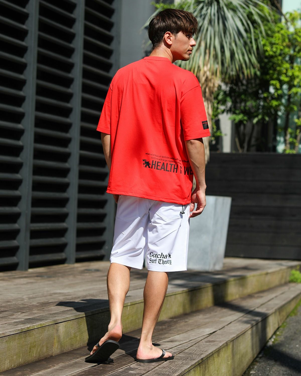 ホワイト：180cm/70kg(Lサイズ着用)