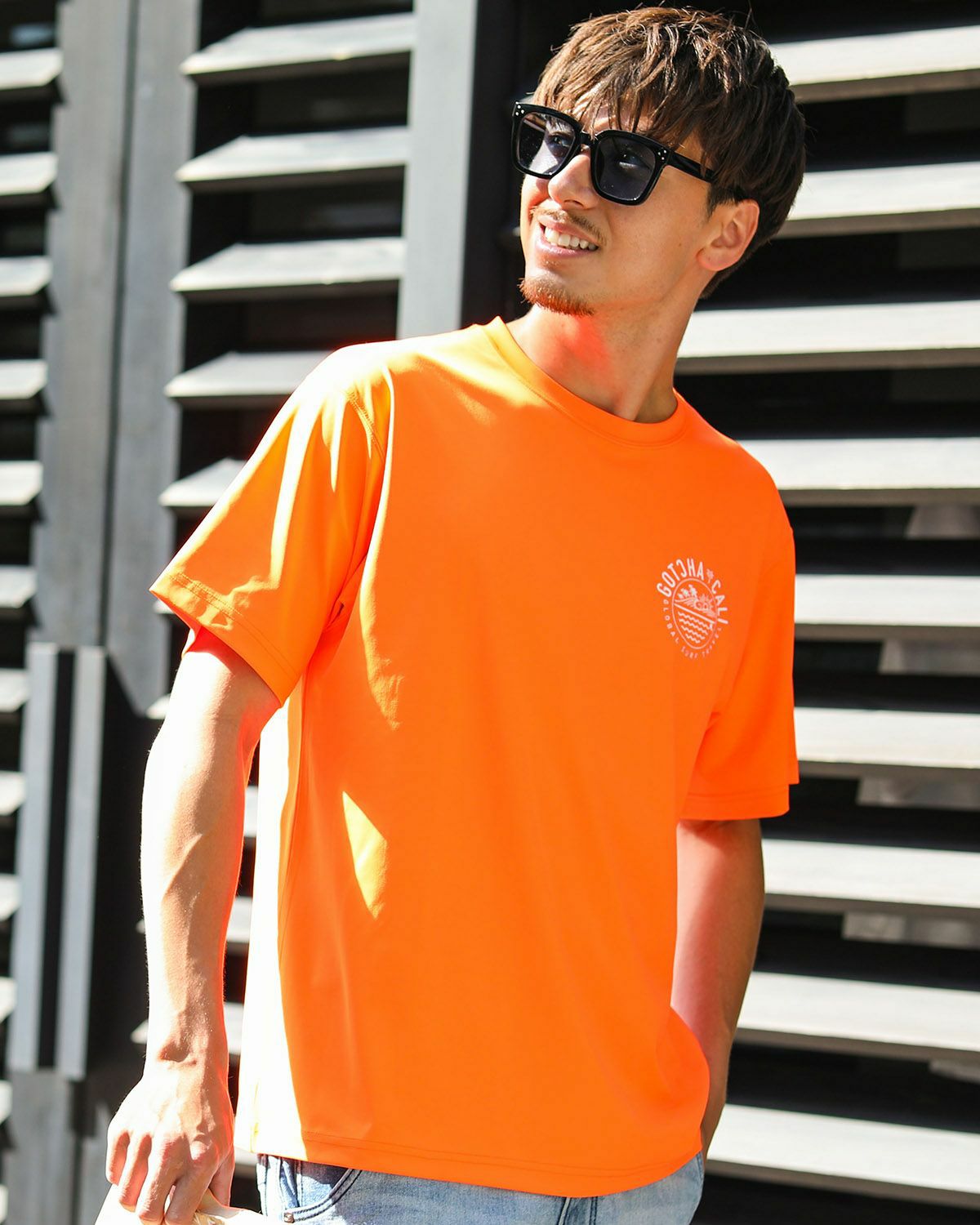 GOTCHA] ハイブリッド ネオン SURF Tシャツ | PEET ONLINE STORE