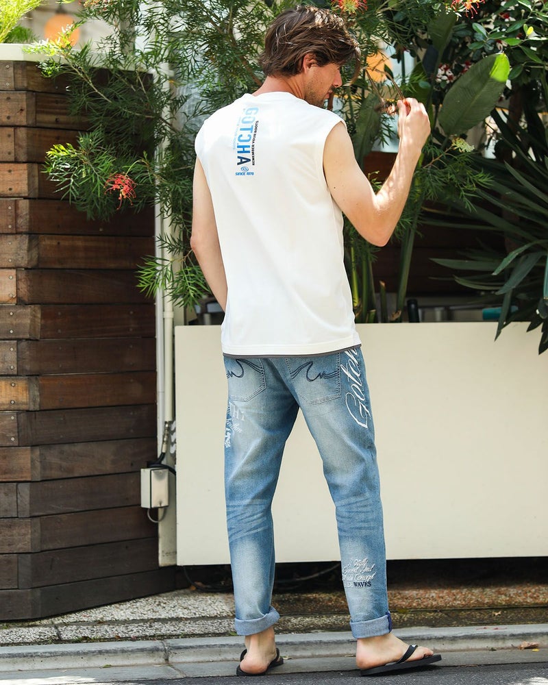 ホワイト：183cm/70kg(Lサイズ着用)