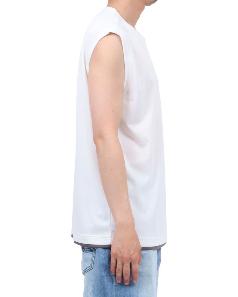 ホワイト：174cm62kg(Lサイズ着用)