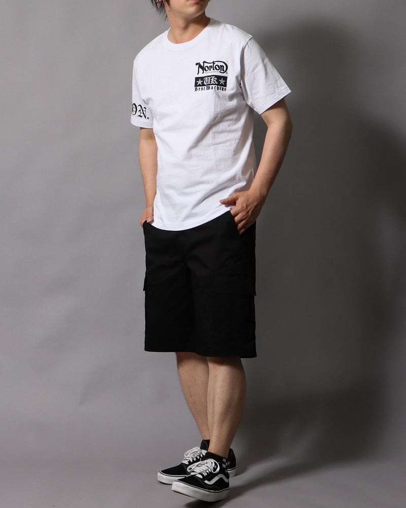 ホワイト：178cm/75kg(Lサイズ着用)