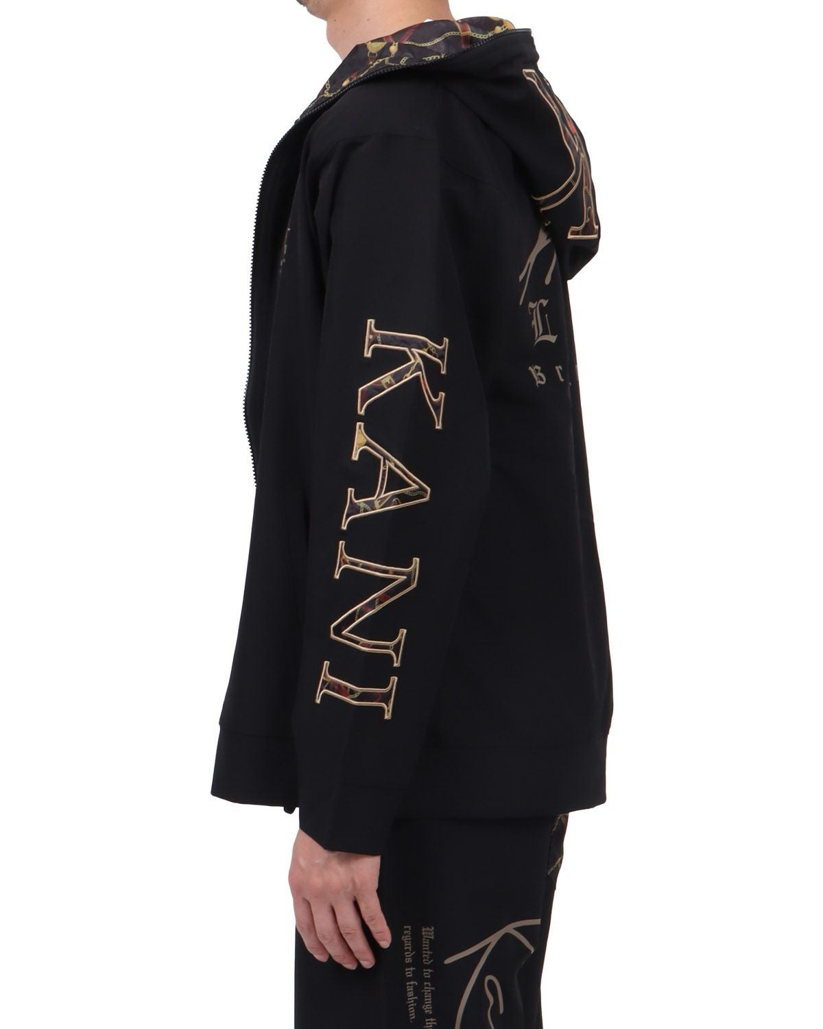 ブラック：174cm62kg(Lサイズ着用)