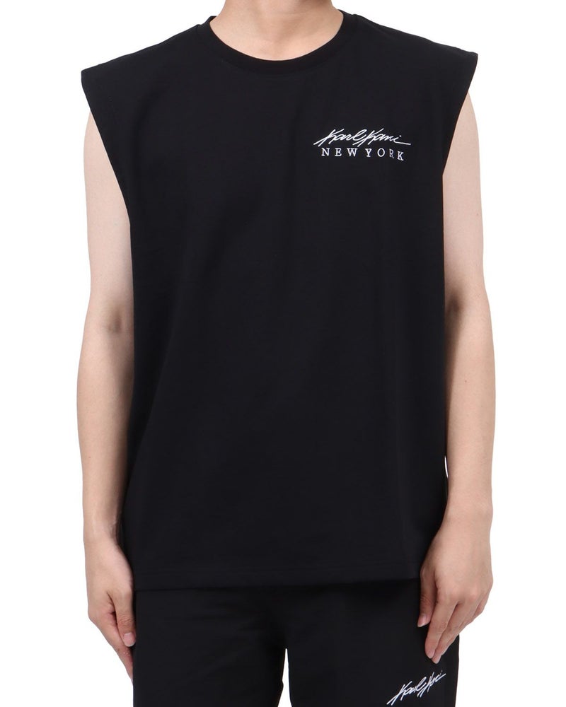 ブラック：173cm63kg(XLサイズ着用)