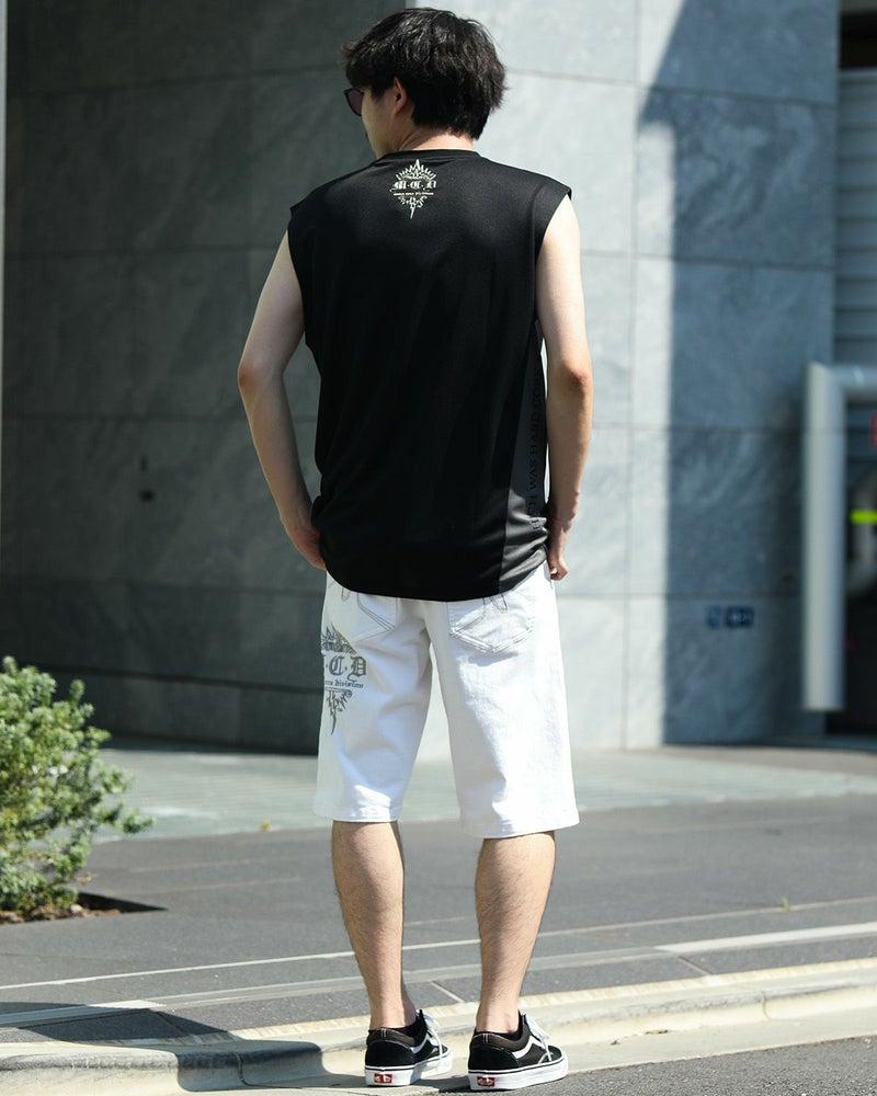 ブラック:173cm/63kg(Lサイズ着用)