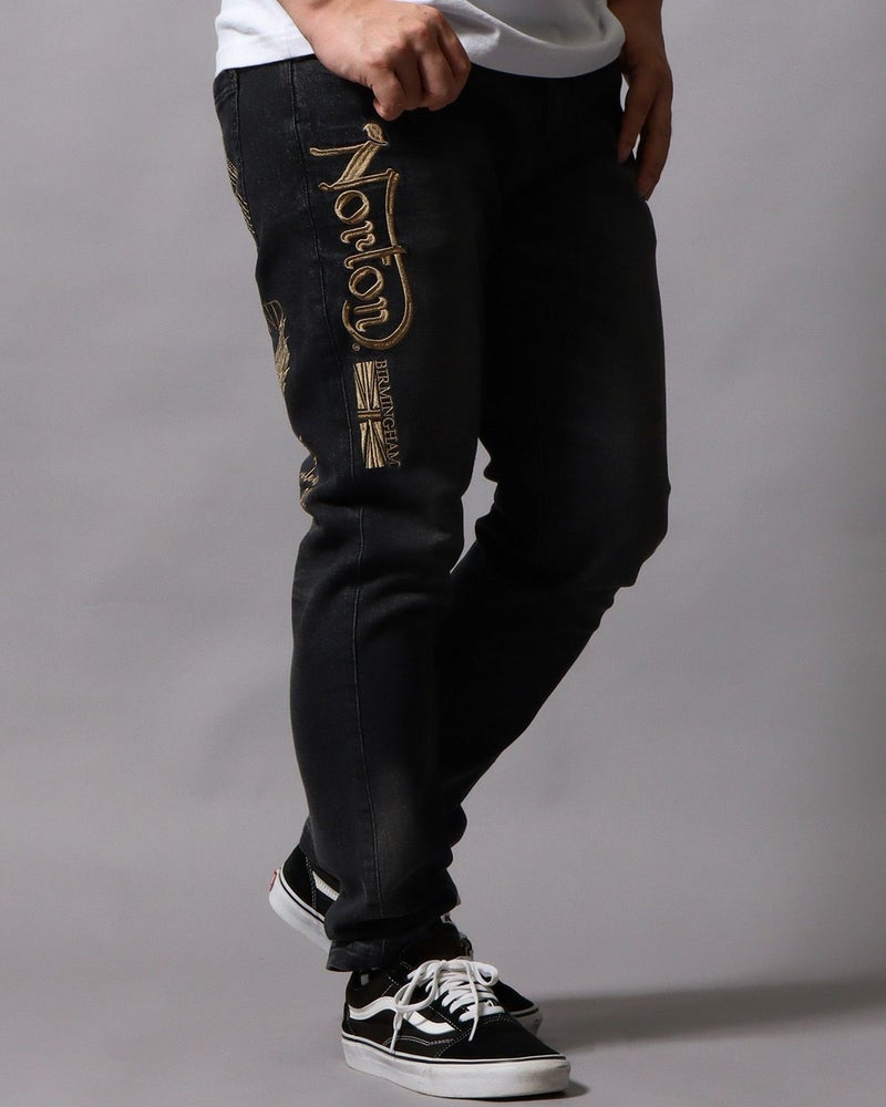 ブラック：178cm/75kg(Mサイズ着用)