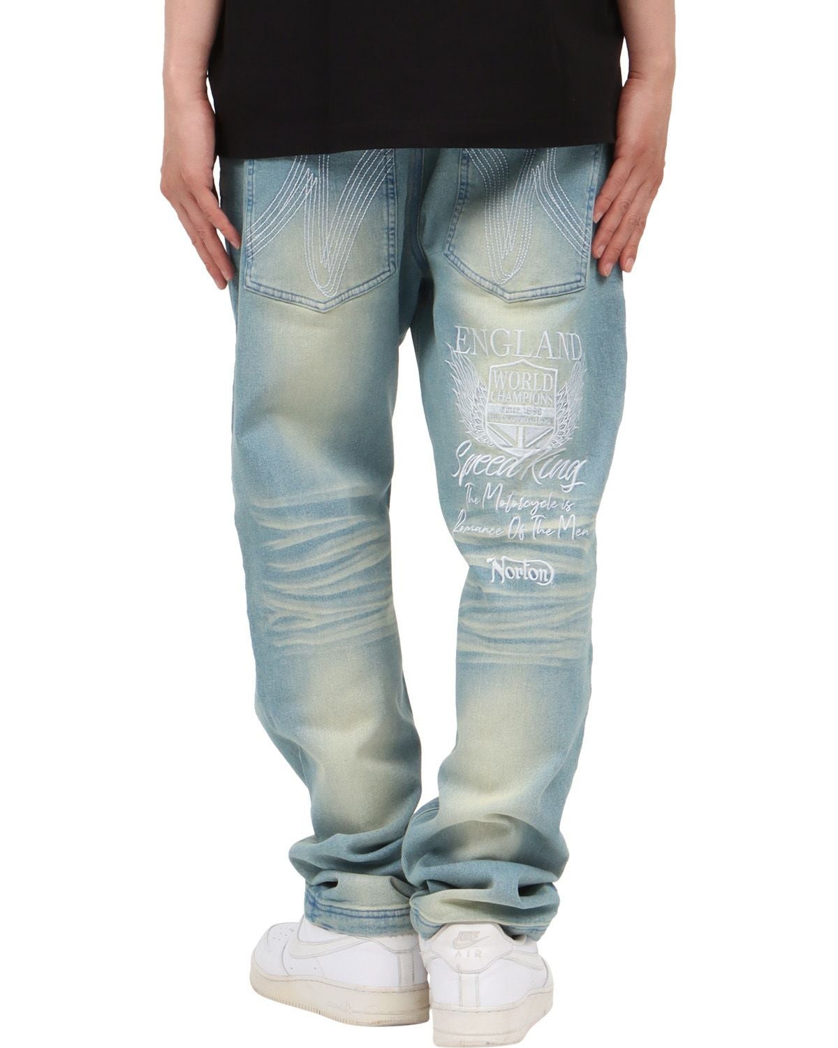 ブリーチ：174cm62kg(Mサイズ着用)