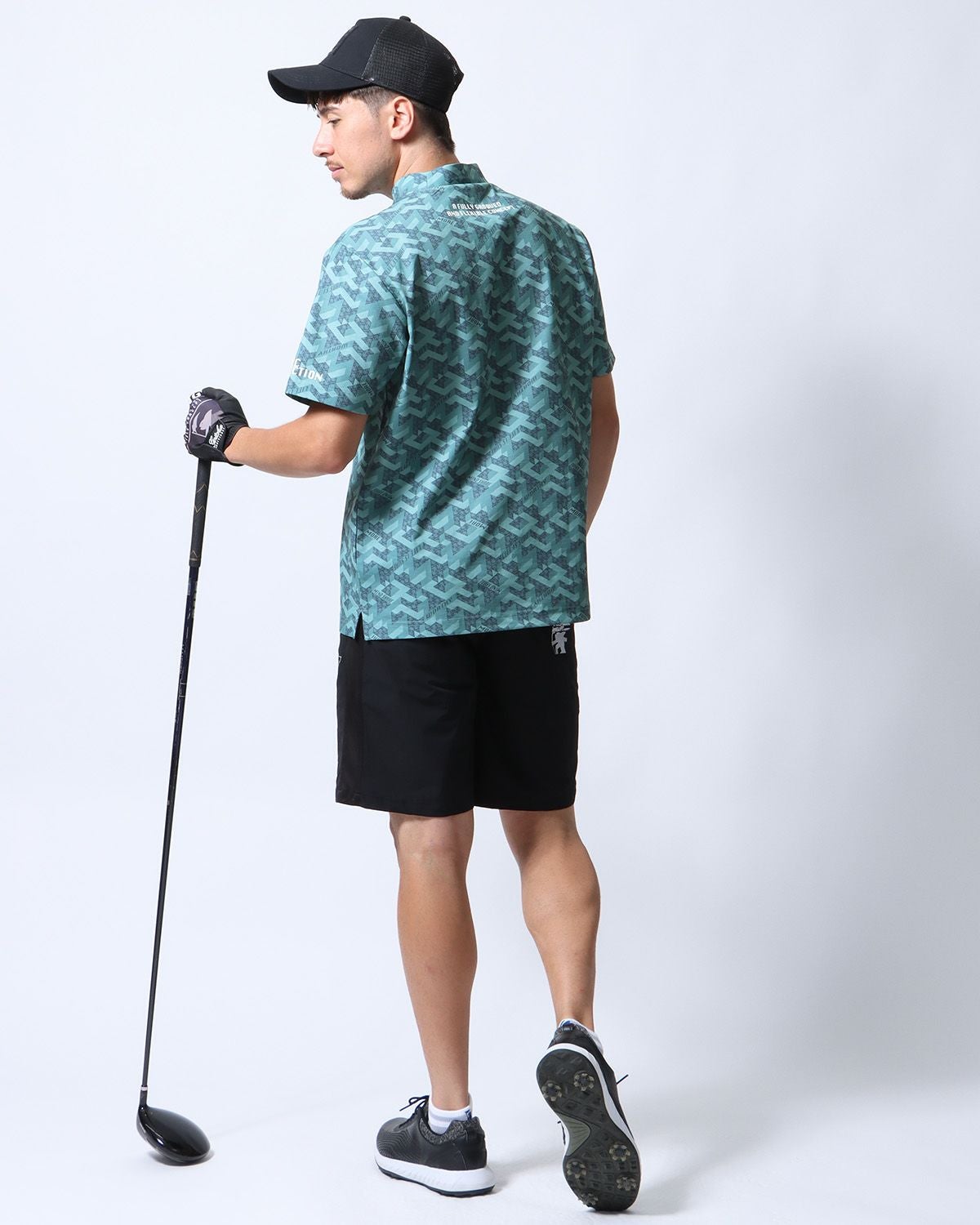 グリーン：180cm/70kg(Lサイズ着用)