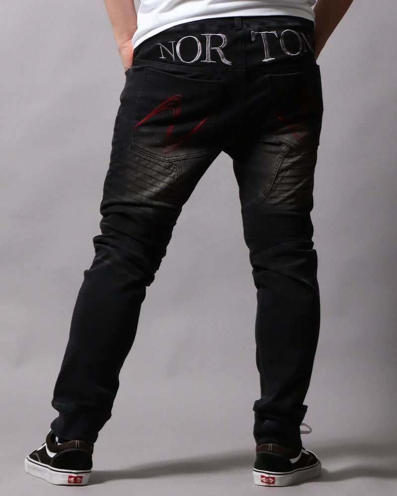 ブラック：178cm/75kg(Lサイズ着用)