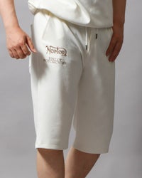 オフホワイト：178cm/75kg(Lサイズ着用)