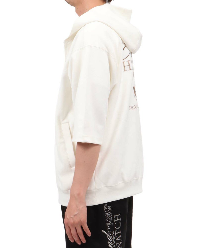 オフホワイト：174cm62kg(Lサイズ着用)