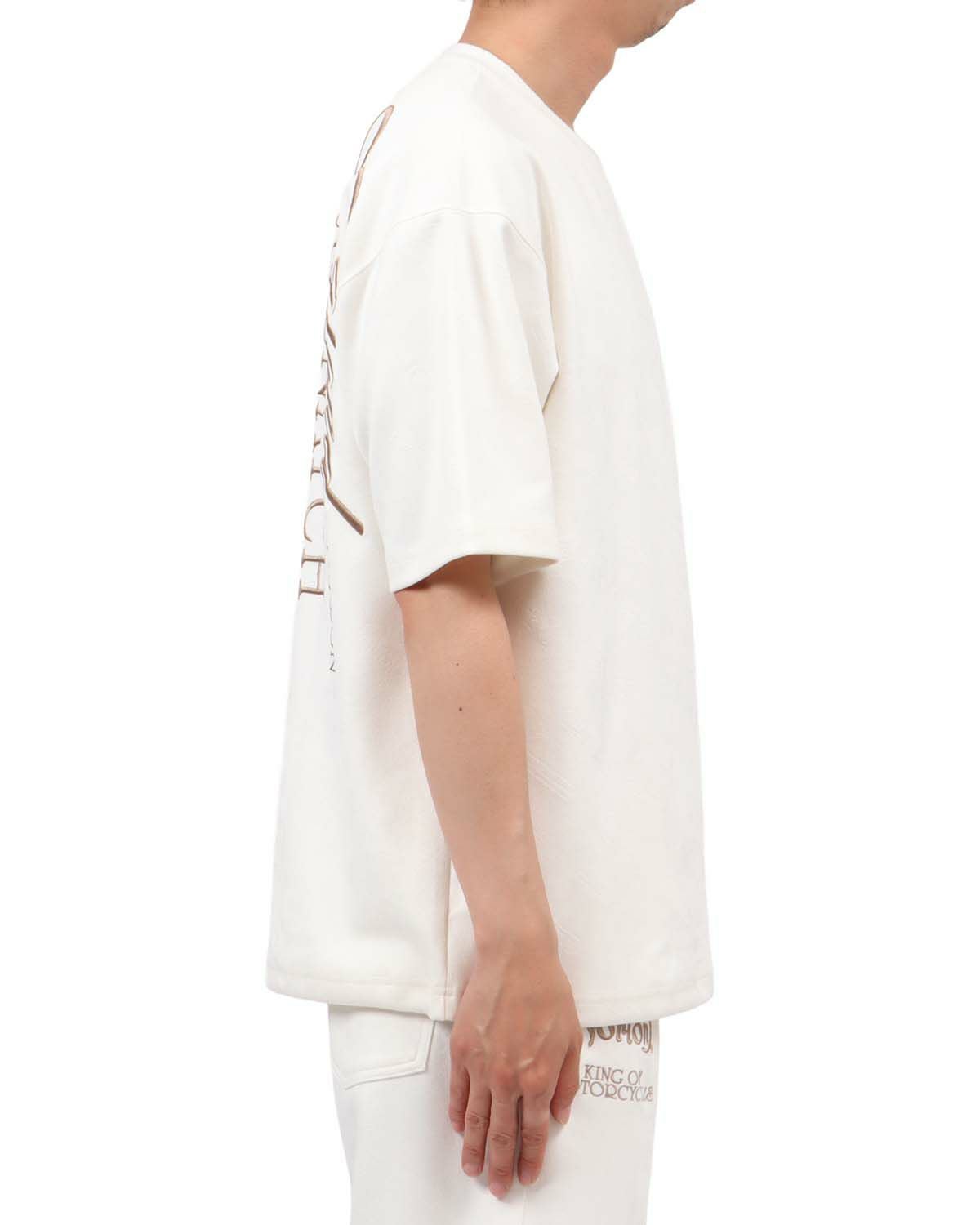 オフホワイト：174cm62kg(Lサイズ着用)