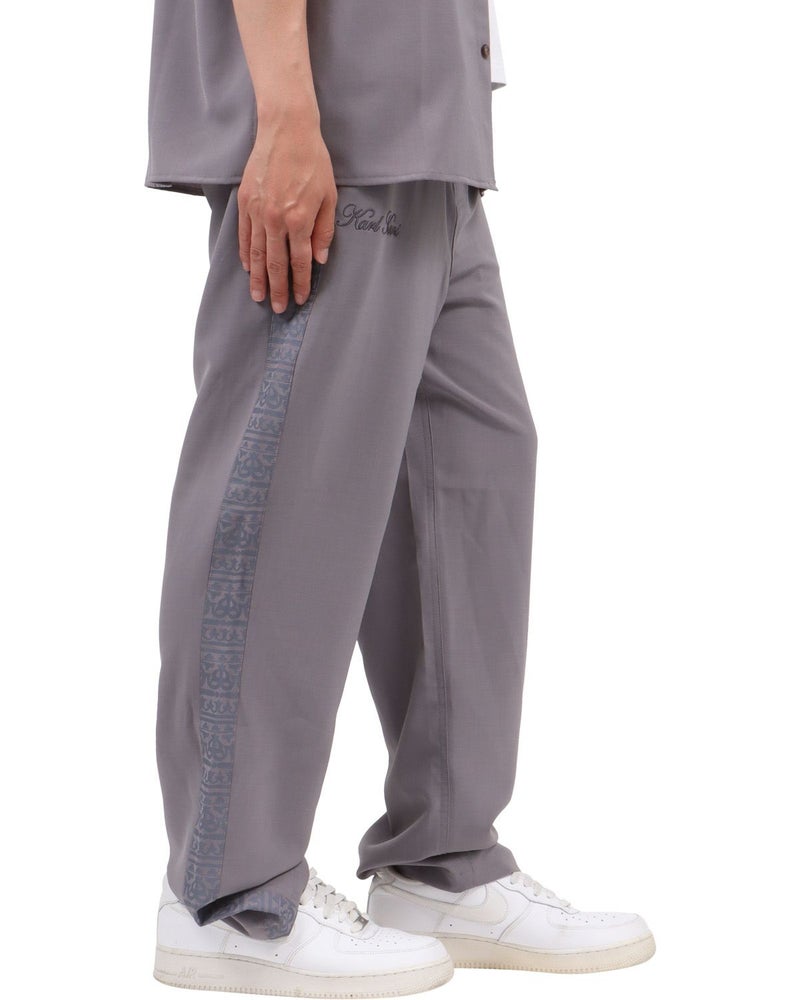 グレー：174cm62kg(Mサイズ着用)