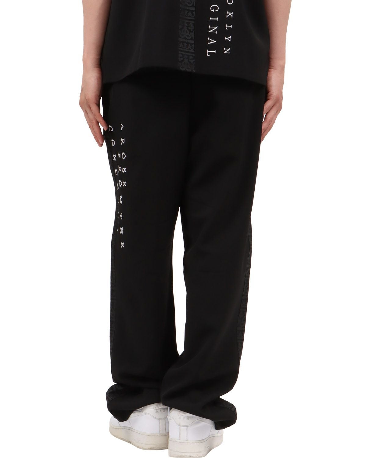 ブラック：174cm62kg(Mサイズ着用)