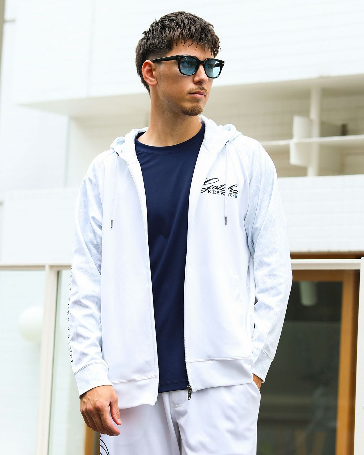 GOTCHA] ハイブリッド 総柄 切替 フルジップ パーカー | PEET ONLINE STORE
