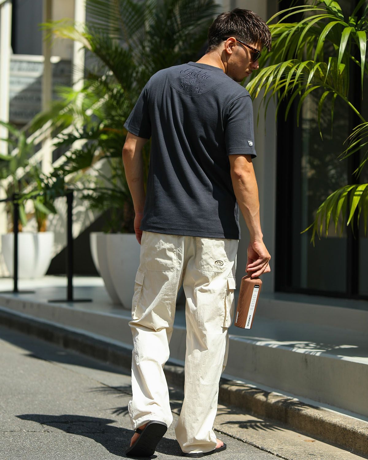 チャコール:180cm70kg(Lサイズ着用)