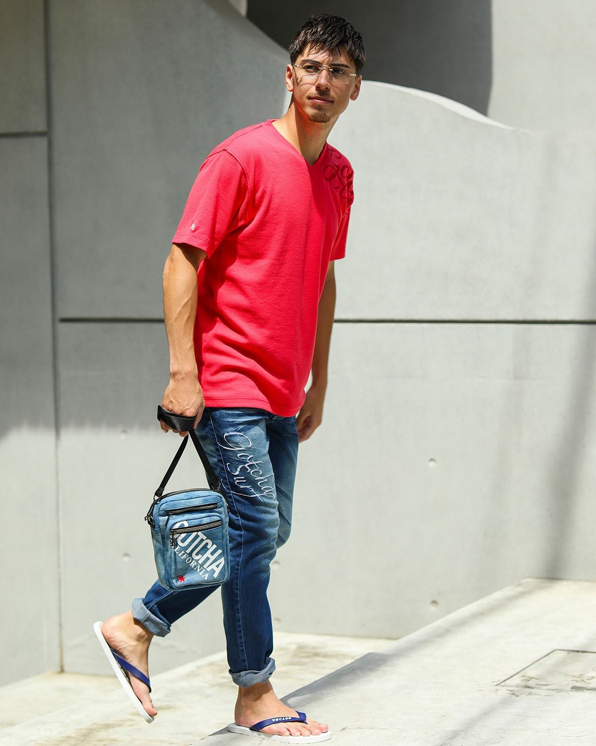 ピンク:180cm70kg(Lサイズ着用)