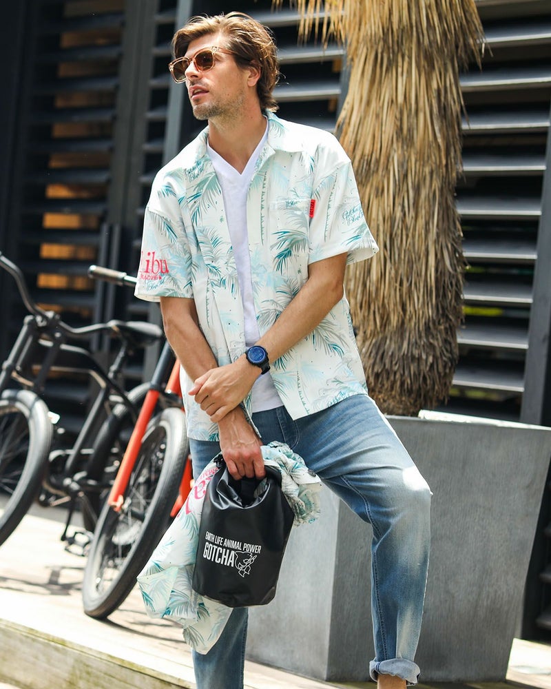 ホワイト：183cm/70kg(Lサイズ着用)