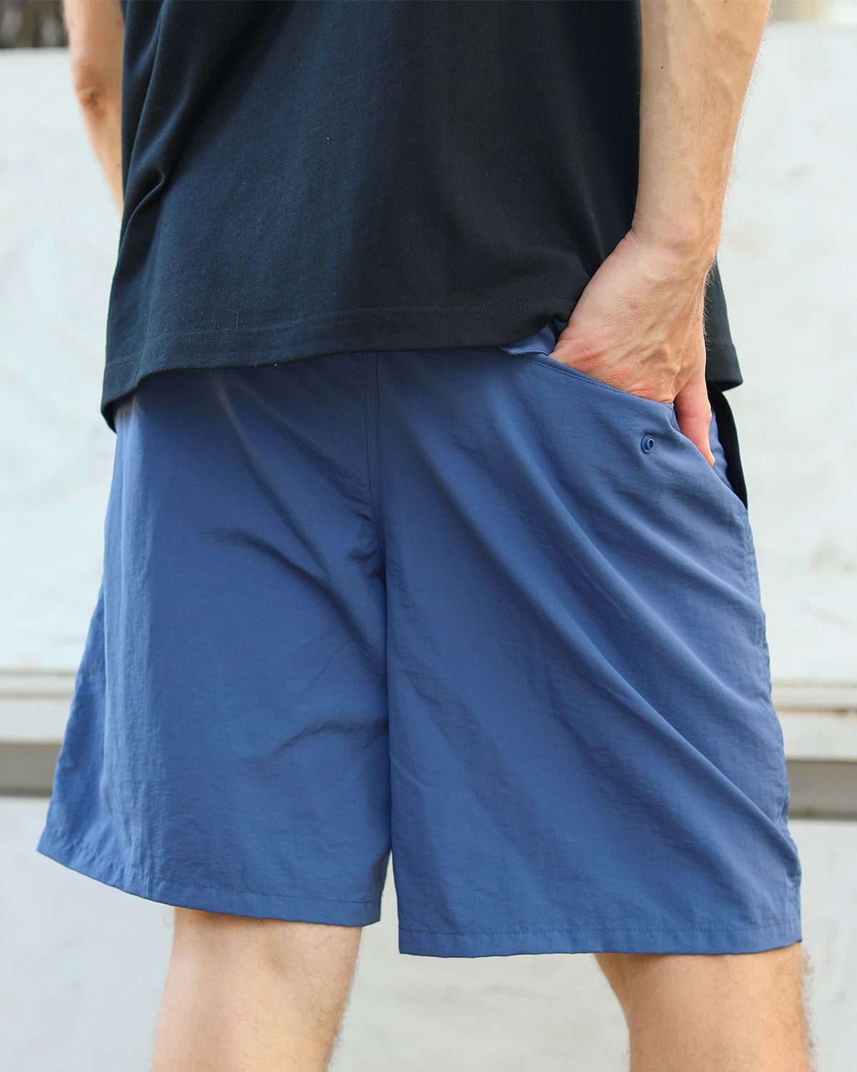 ブルー：183cm/70kg(Lサイズ着用)