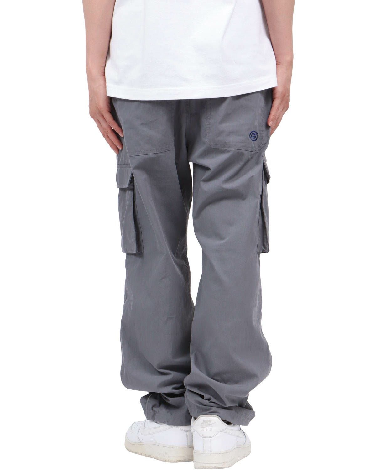 グレー：174cm62kg(Mサイズ着用)絞りなし